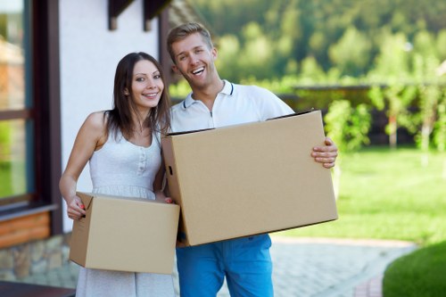 Local moving van helping with furniture and boxes in Crystal Palace